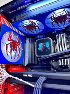 Front view of MPC’s Spiderman vs Venom custom PC mod powered by Seasonic VERTEX PX-1000