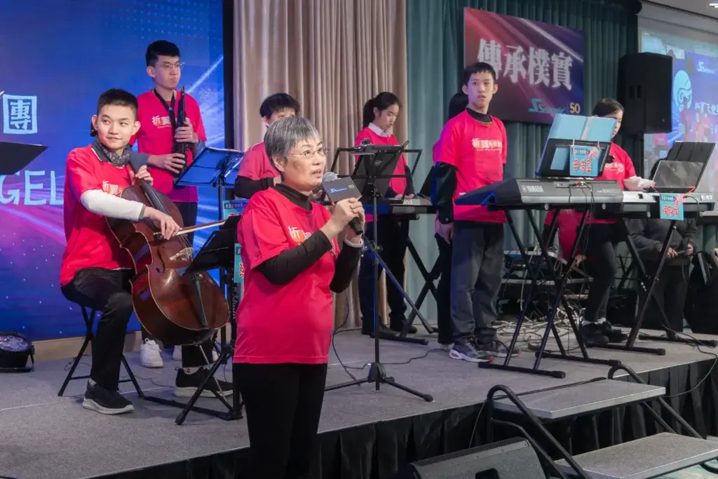 Sea Sonic supports the Broken Wings Angels Band, a group of young musicians with disabilities performing during the company’s ESG program.