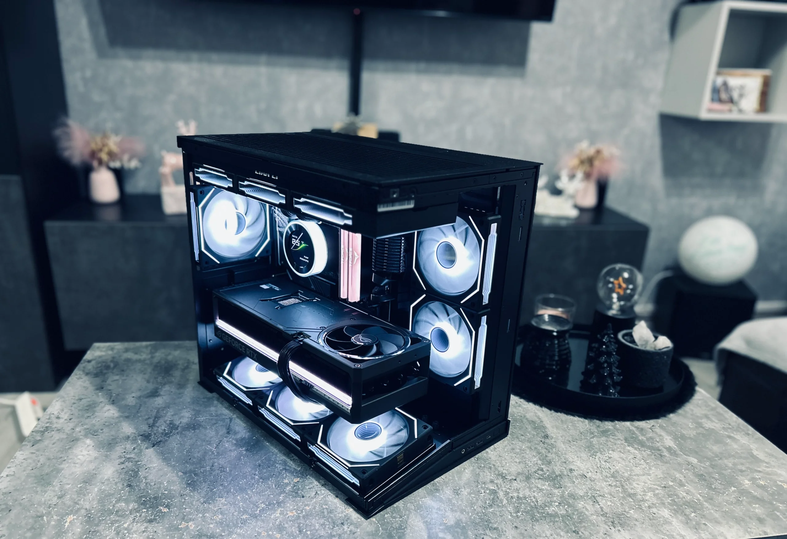 Astra Mini V2 Build by B_Buildz powered by Seasonic VERTEX PX-1000
